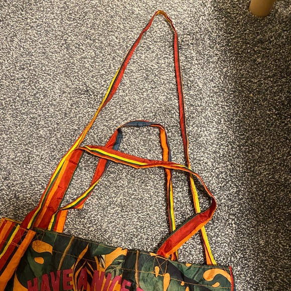 FARM Rio Mixed Smiley Rio Tote - Picture 3 of 6